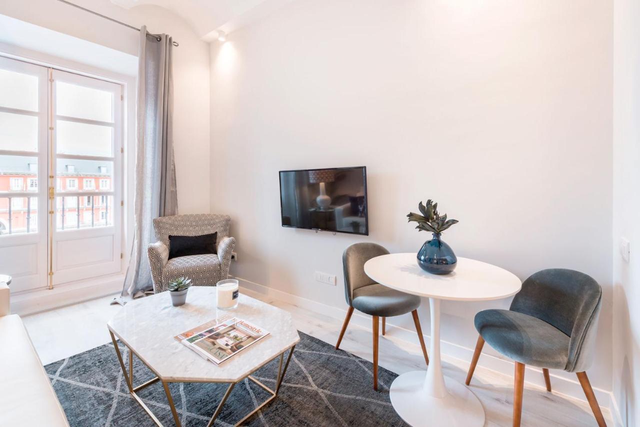 Genteel Home Plaza Mayor Madrid Exterior photo