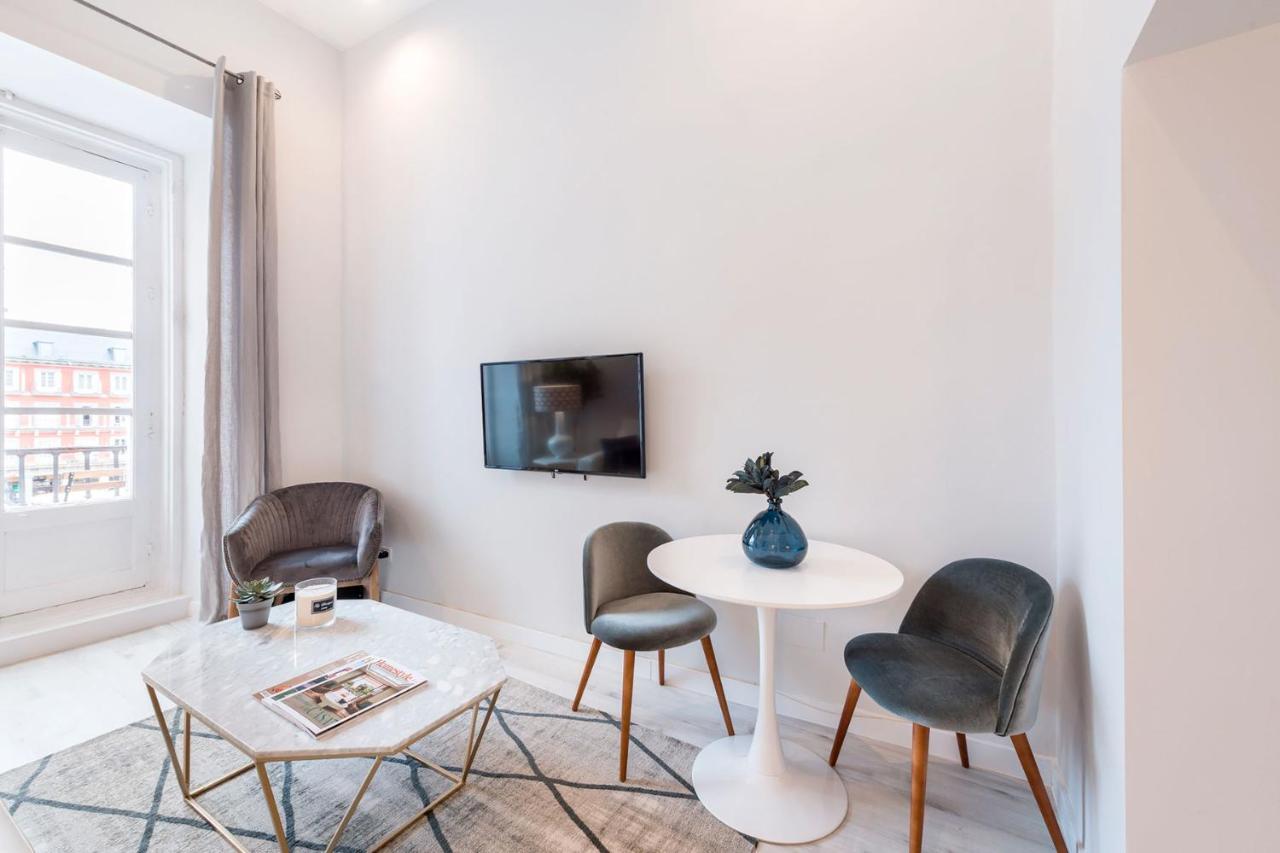 Genteel Home Plaza Mayor Madrid Exterior photo