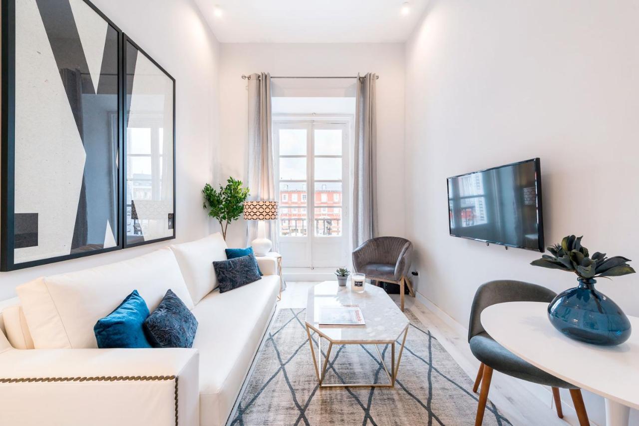 Genteel Home Plaza Mayor Madrid Exterior photo